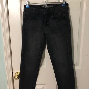 American Eagle black skinny jeans size 6